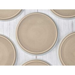 Set 4 farfurii intinse, ceramica, 20 cm, cafeniu deschis cu puncte negre si baza mata, Callena Saturn