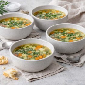 Set 4 farfurii adanci, farfurii ceramica, 14x6cm,  gri deschis cu puncte negre, Callena Nordic Simplicity